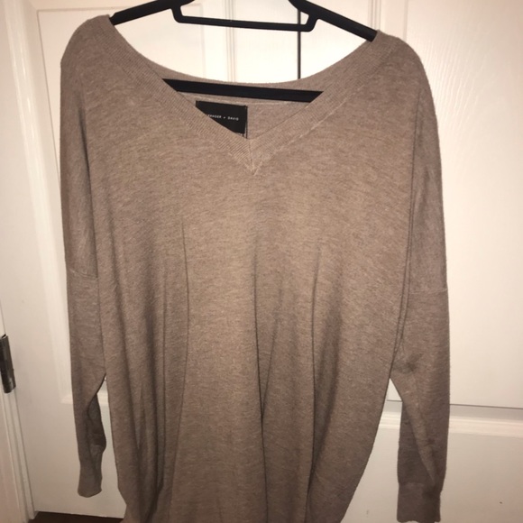 Alexander + David Oversized V-Neck Sweater - Picture 2 of 5